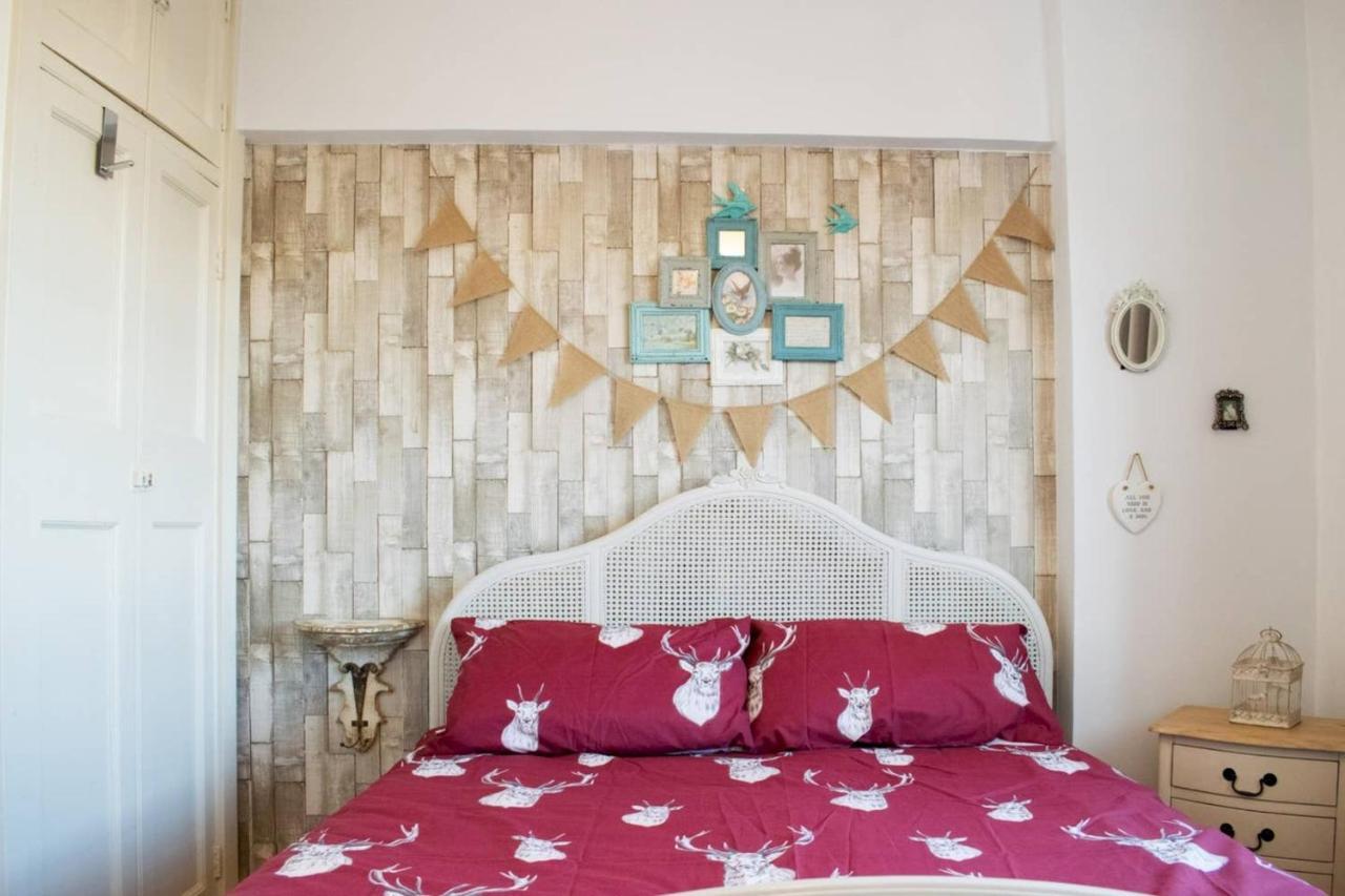 Beautifully Decorated Contemporary 2 Bedroom Flat London Bagian luar foto